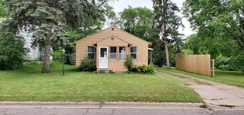 810 Junius Avenue - Photo 1