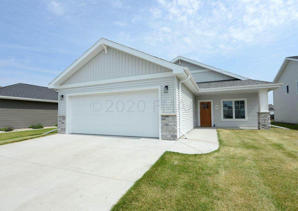 7350 18 Street - Photo 1