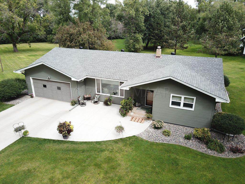 401 4TH Street - Photo 1