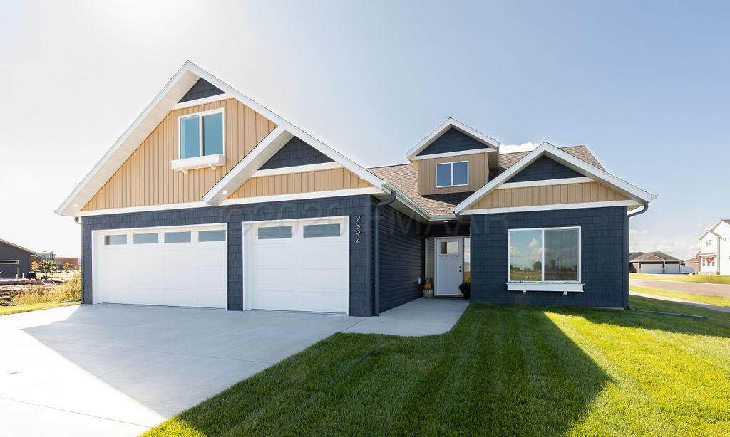 2594 Golden Lane - Photo 1
