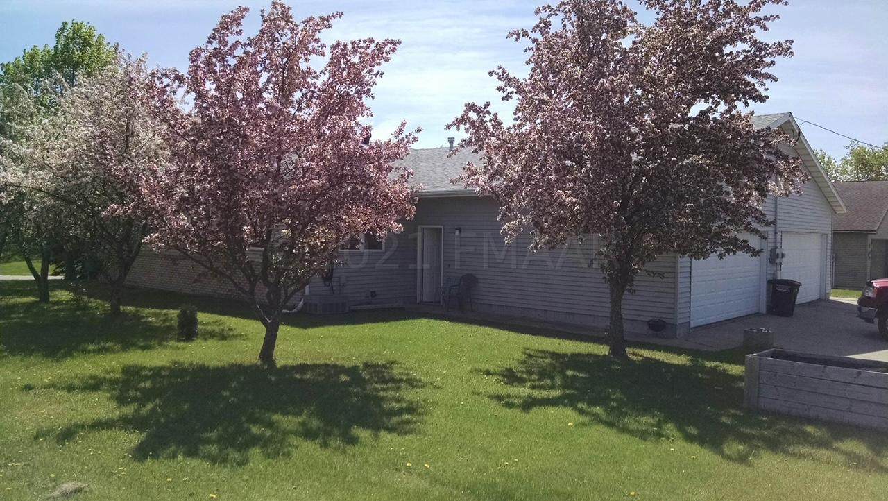 1504 June Avenue - Photo 1