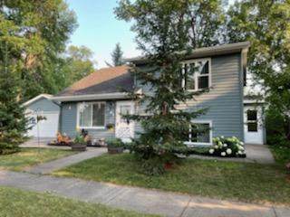 909 4TH Avenue - Photo 1