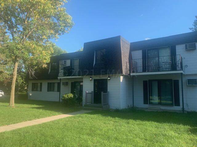 202 35 Avenue - Photo 1