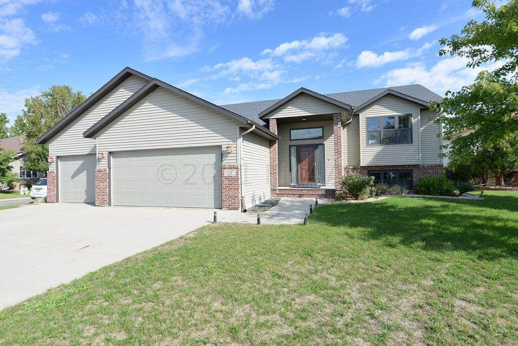3527 Park Avenue - Photo 1