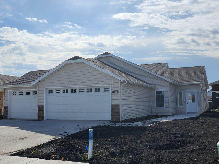 523 Westview Lane - Photo 1