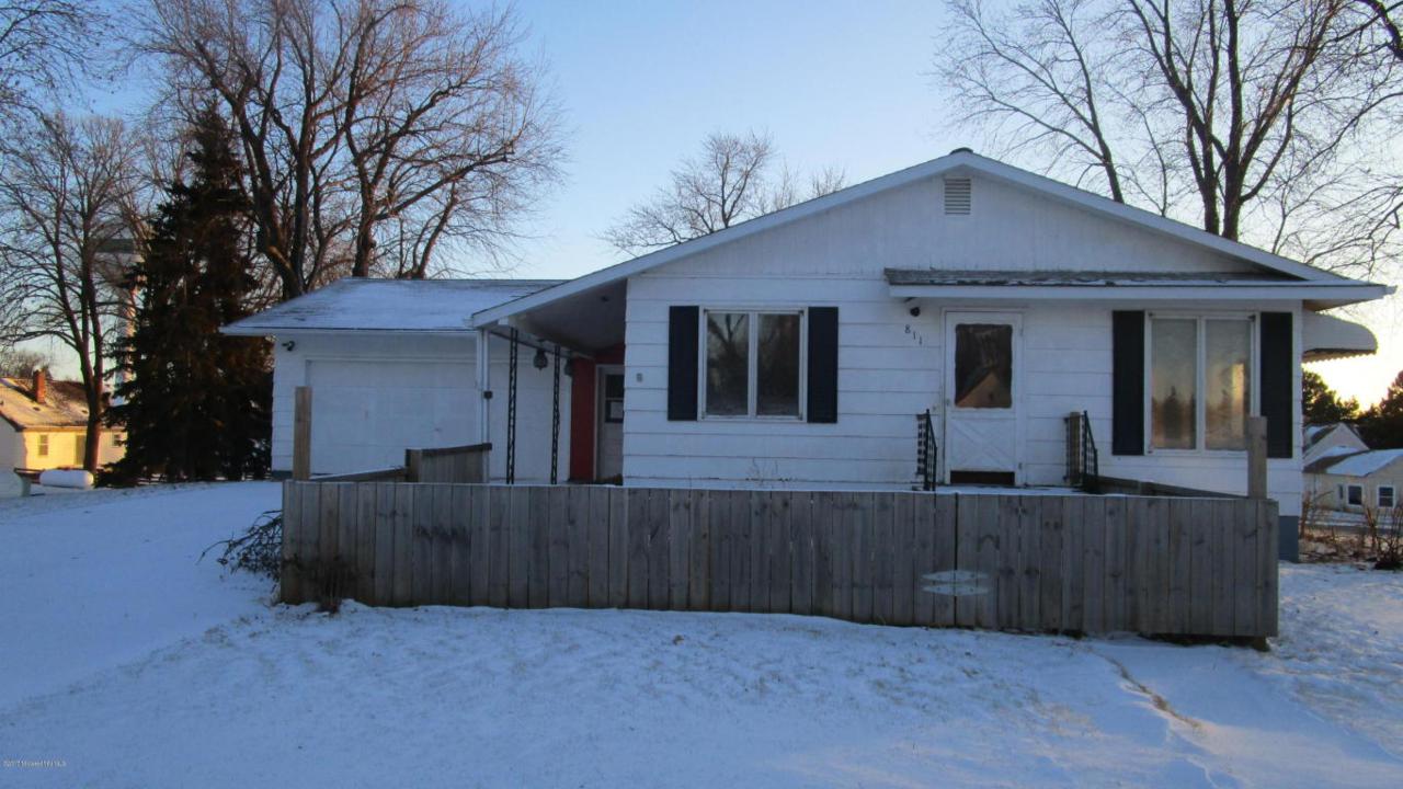 811 1st Street - Photo 1