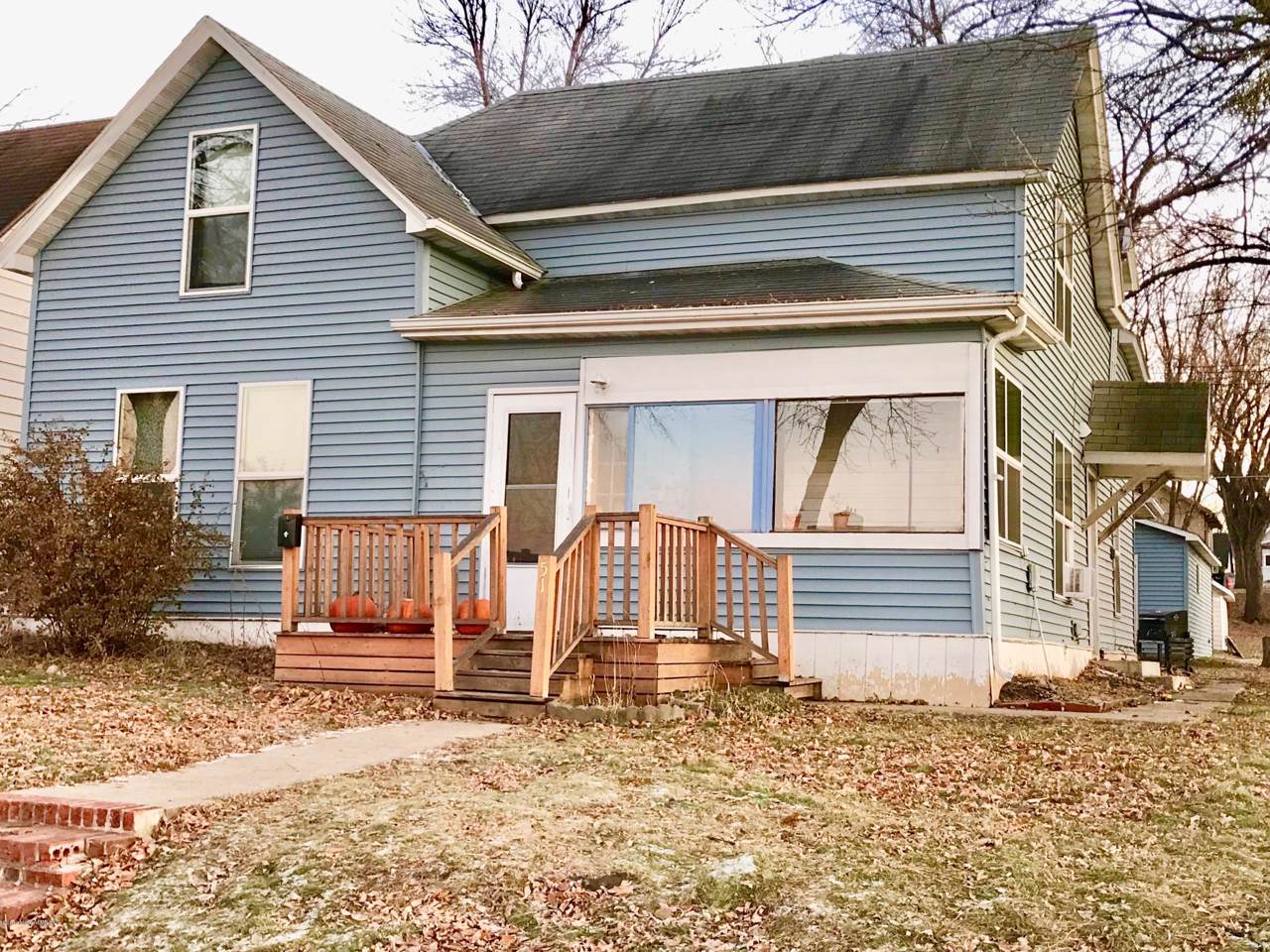 514 Hampden Avenue - Photo 1
