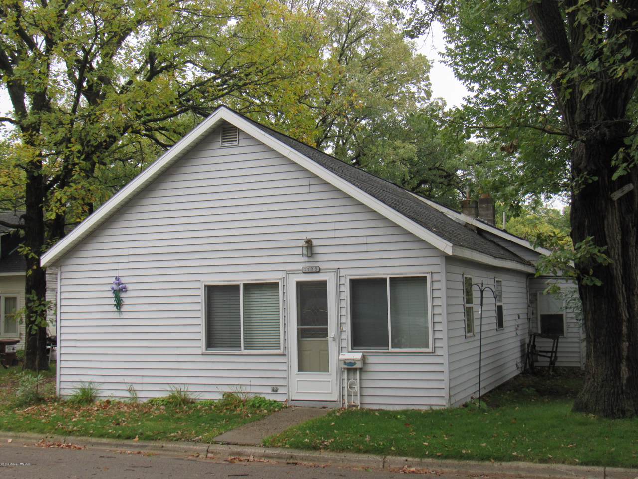 1133 Wilson Avenue - Photo 1