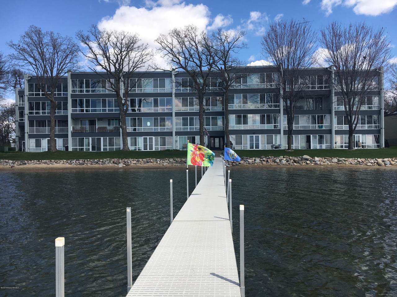 315 Park Lake Boulevard - Photo 1