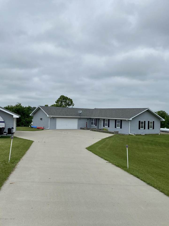 32065 Sunnybrook Drive - Photo 1