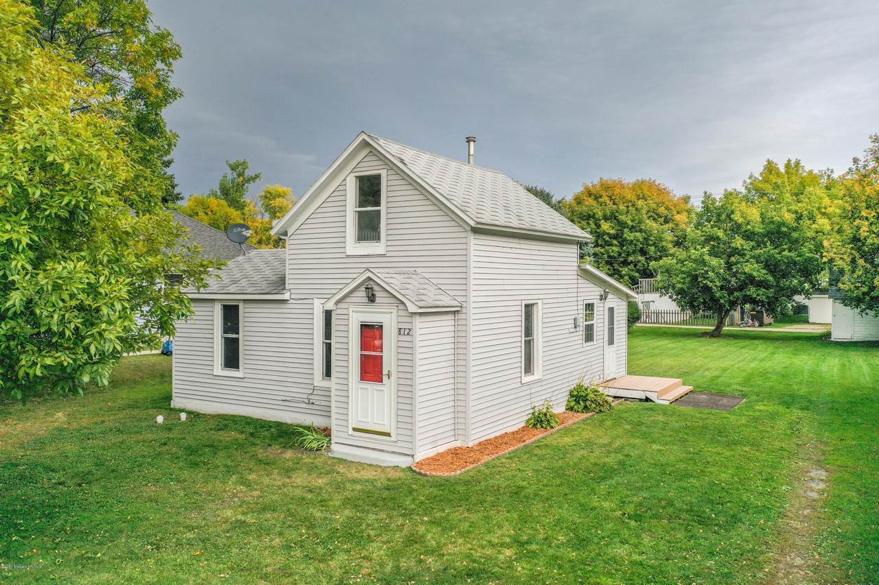 812 4th Street - Photo 1