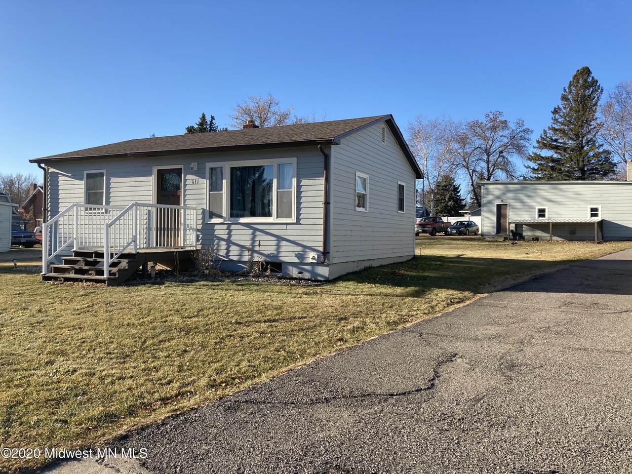 611 & 607 9th Street - Photo 1