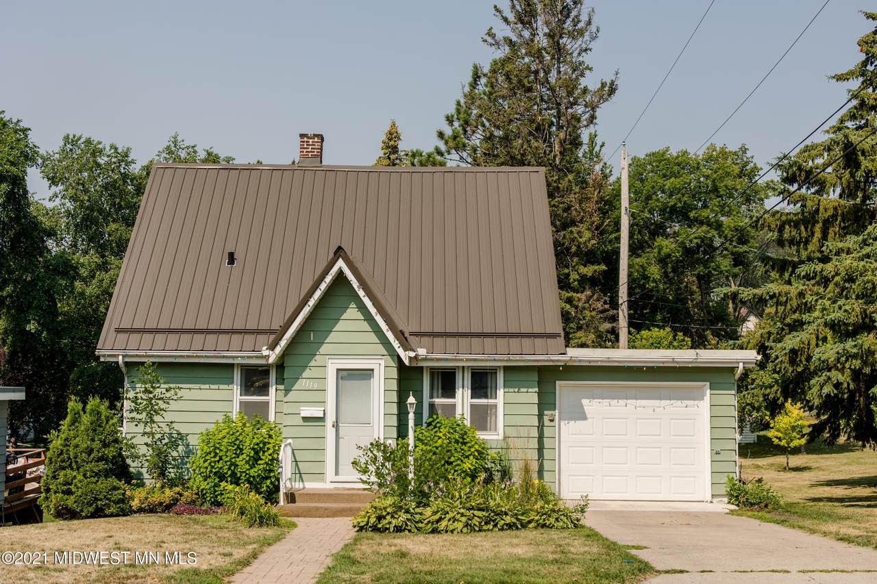 1119 Lake Street - Photo 1