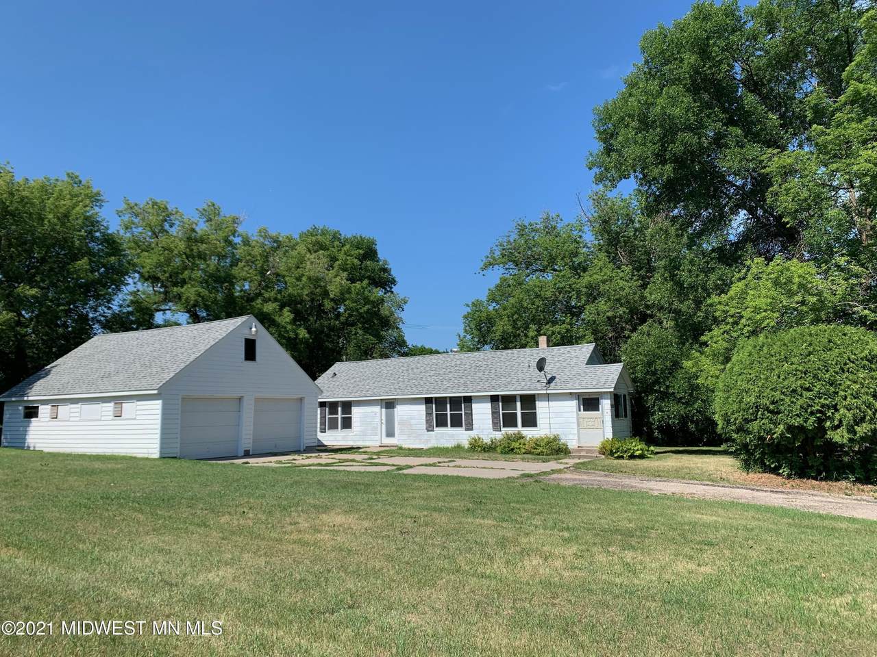 1008 Vasa Avenue - Photo 1
