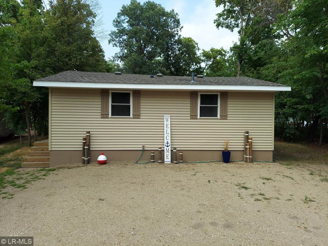 42219 Sugar Maple Drive - Photo 1