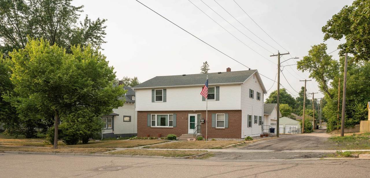 314 Cavour Avenue - Photo 1
