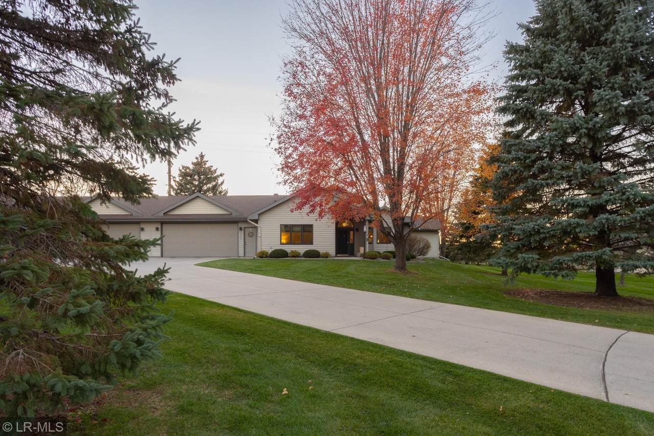 2202 Brookwood Court - Photo 1