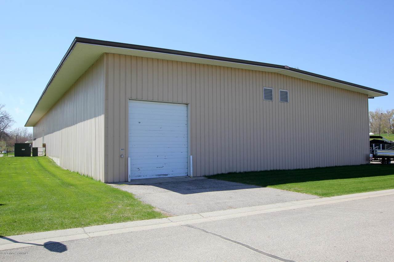 300 1st Street - Photo 1