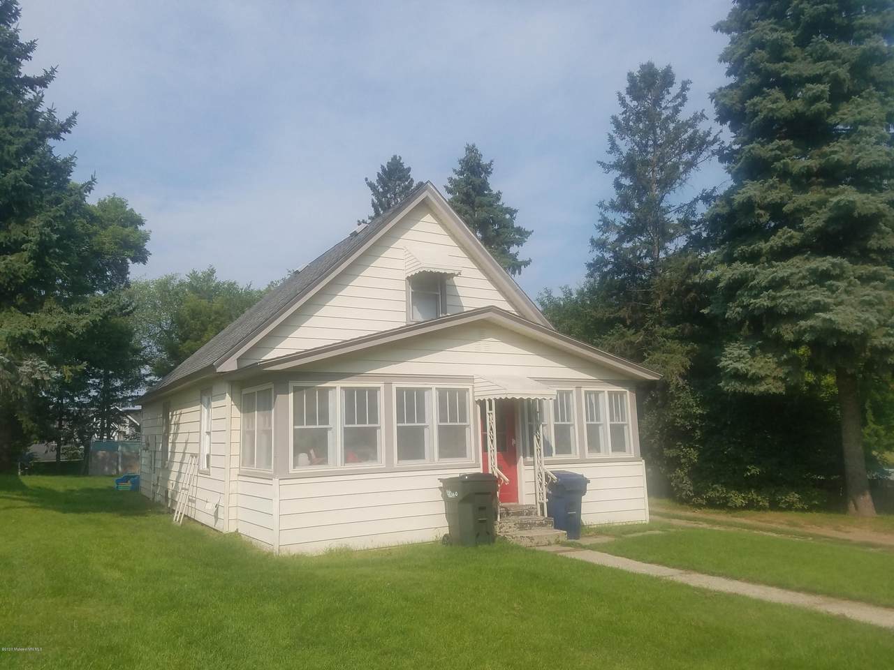 506 Vernon Place - Photo 1