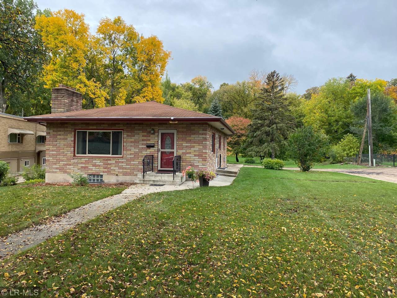 515 Northern Avenue - Photo 1