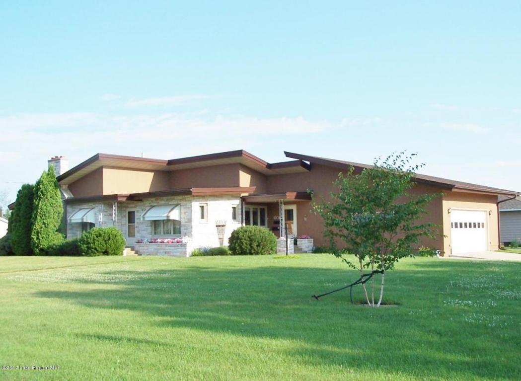 606 Irving Avenue - Photo 1