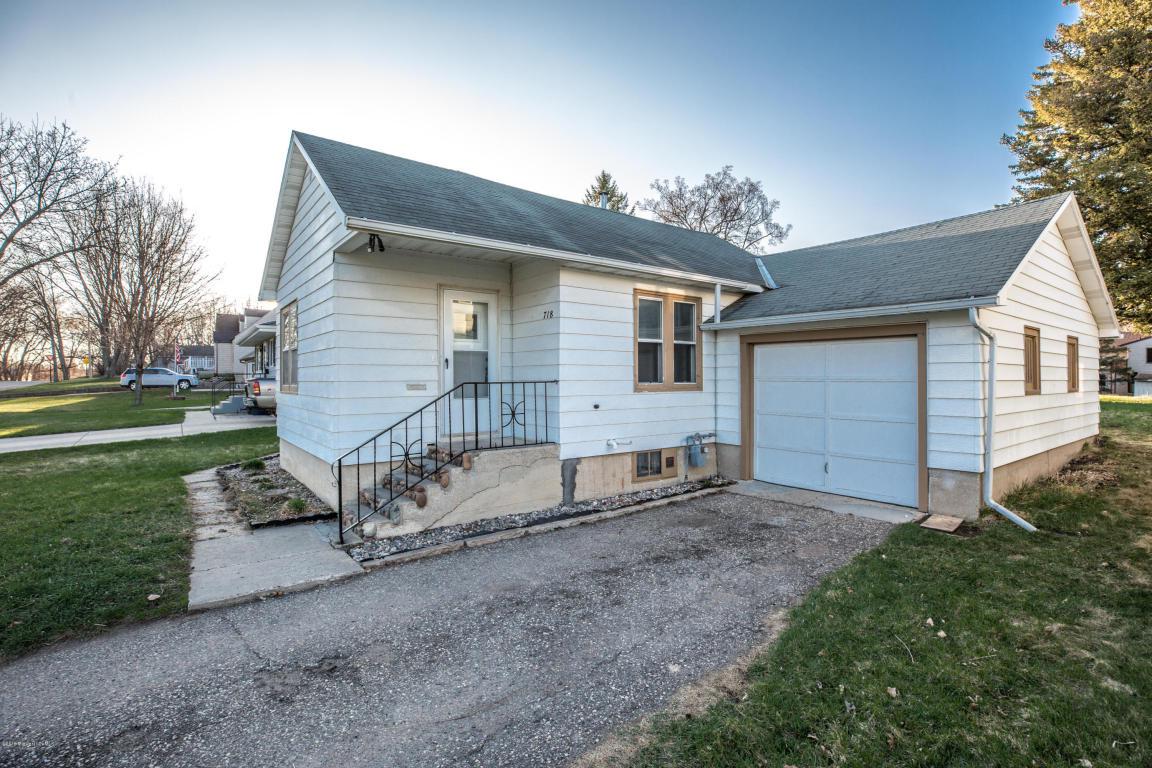 718 Spruce Street - Photo 1