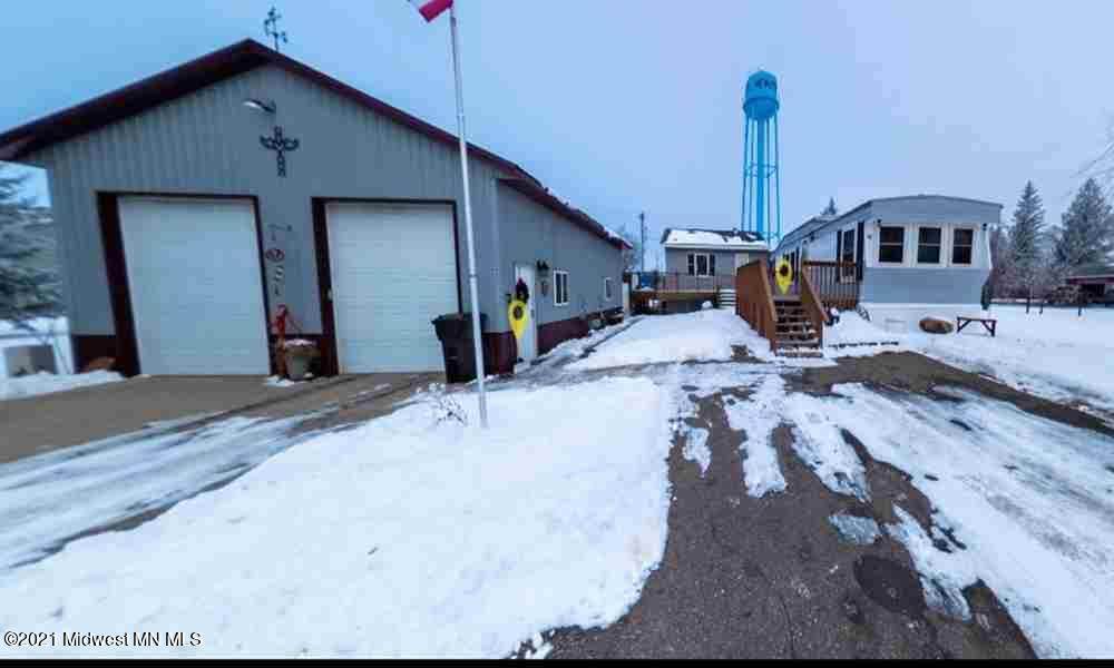423 Main Street - Photo 1