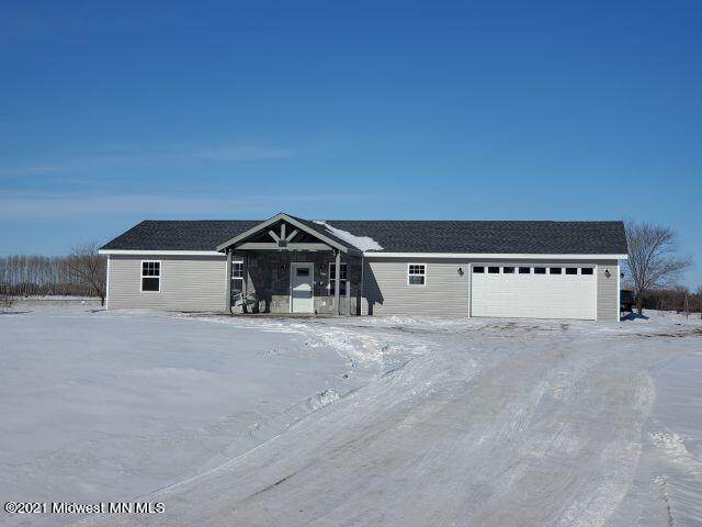 46049 St. Lawrence Drive - Photo 1