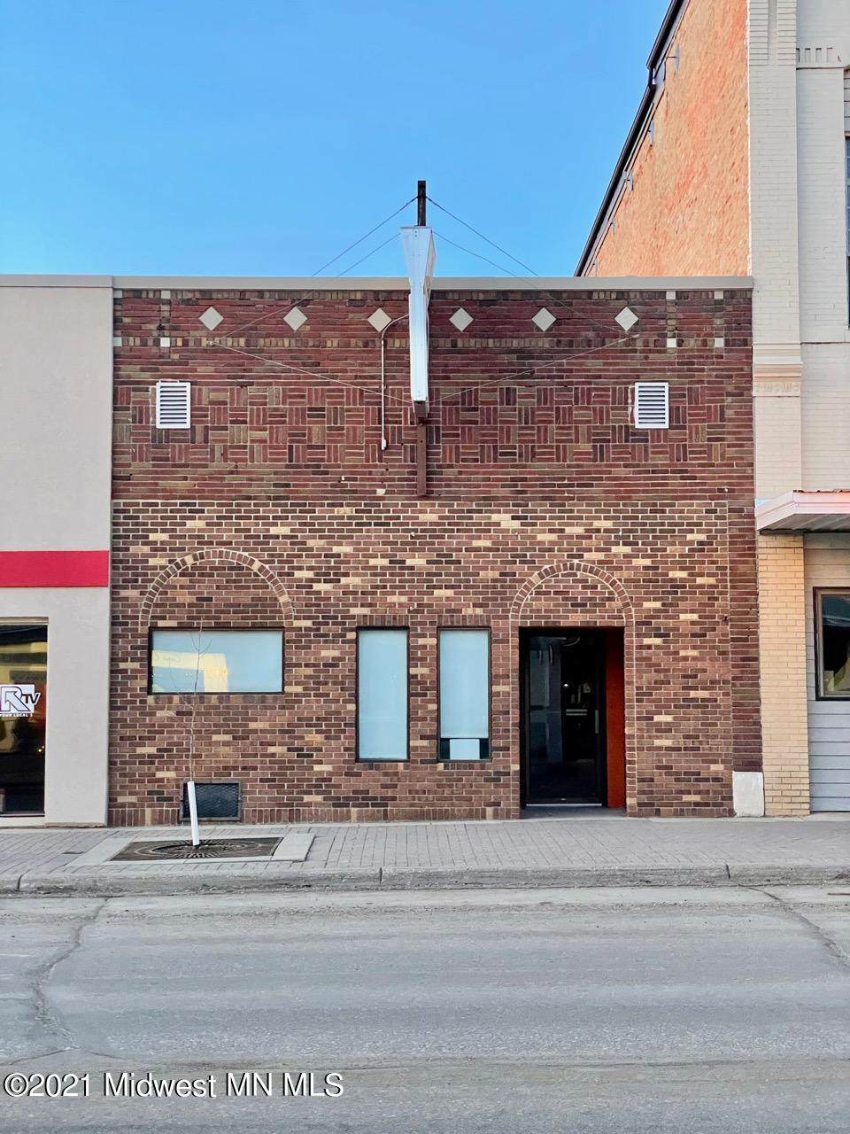 220 Lincoln Avenue - Photo 1