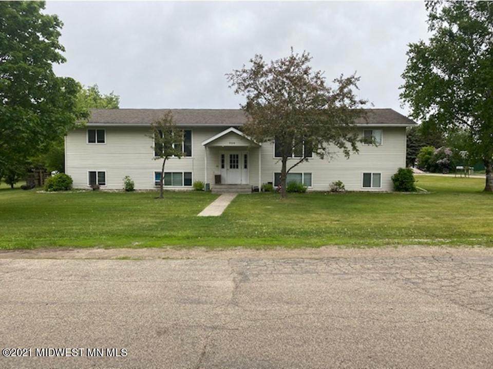 304 Dayton Avenue - Photo 1