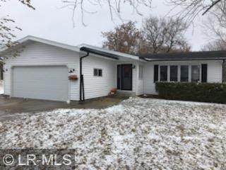 210 Maple Avenue - Photo 1