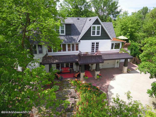 1812 Shore Drive - Photo 1