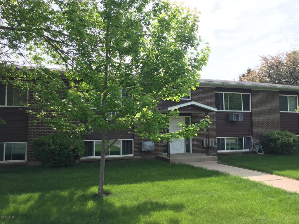 1221 Madison Avenue - Photo 1
