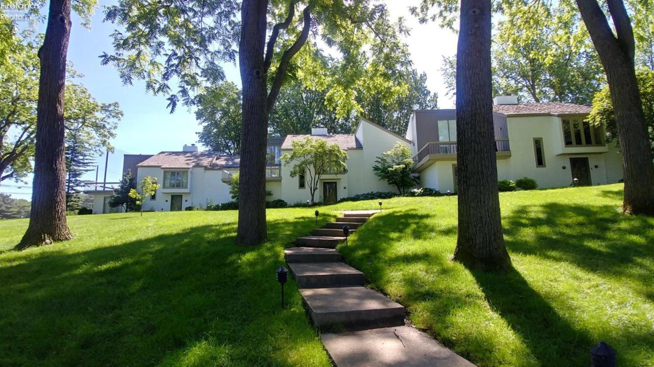 2810 Hull Road - Photo 1