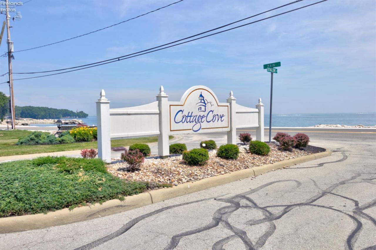 157 Cottage Cove Drive - Photo 1