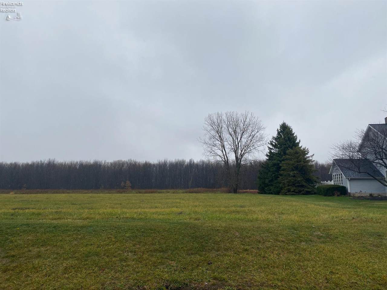 192 Wexford Drive - Photo 1