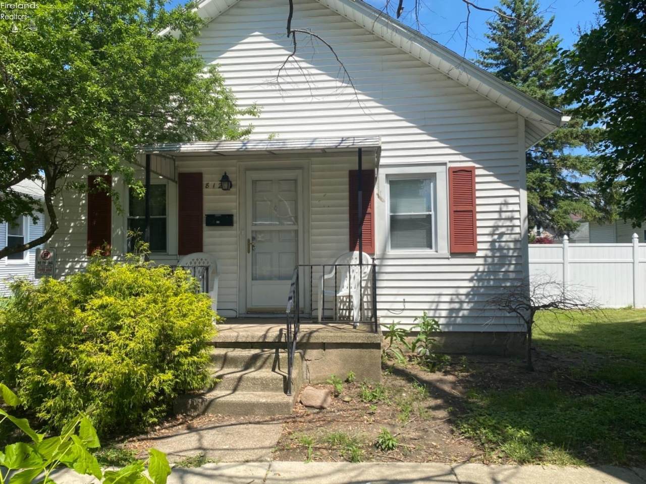 812 Vine Street - Photo 1