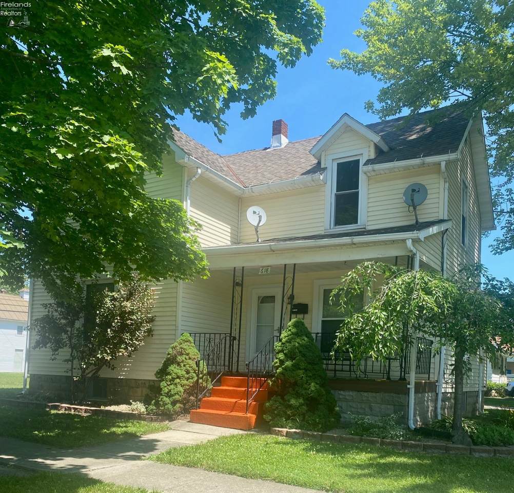 618 Chestnut Street - Photo 1