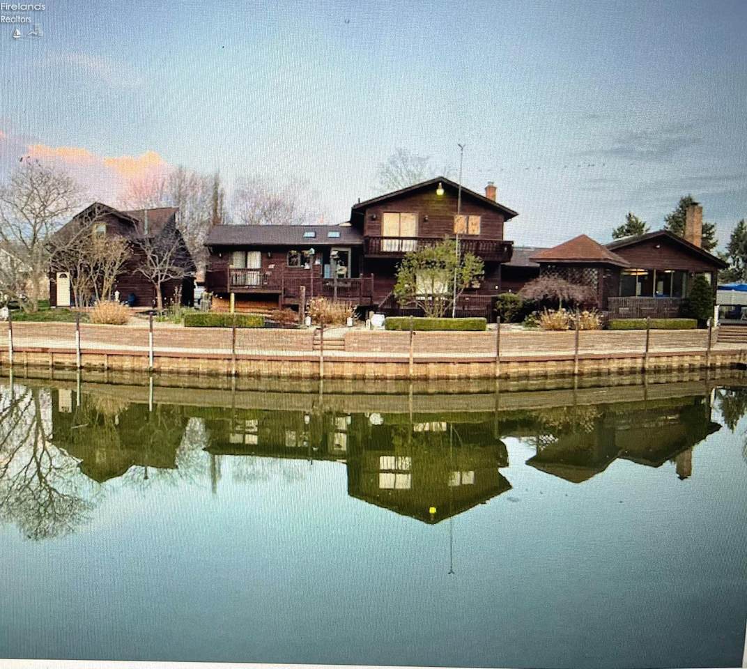 991 Nautical Drive - Photo 1