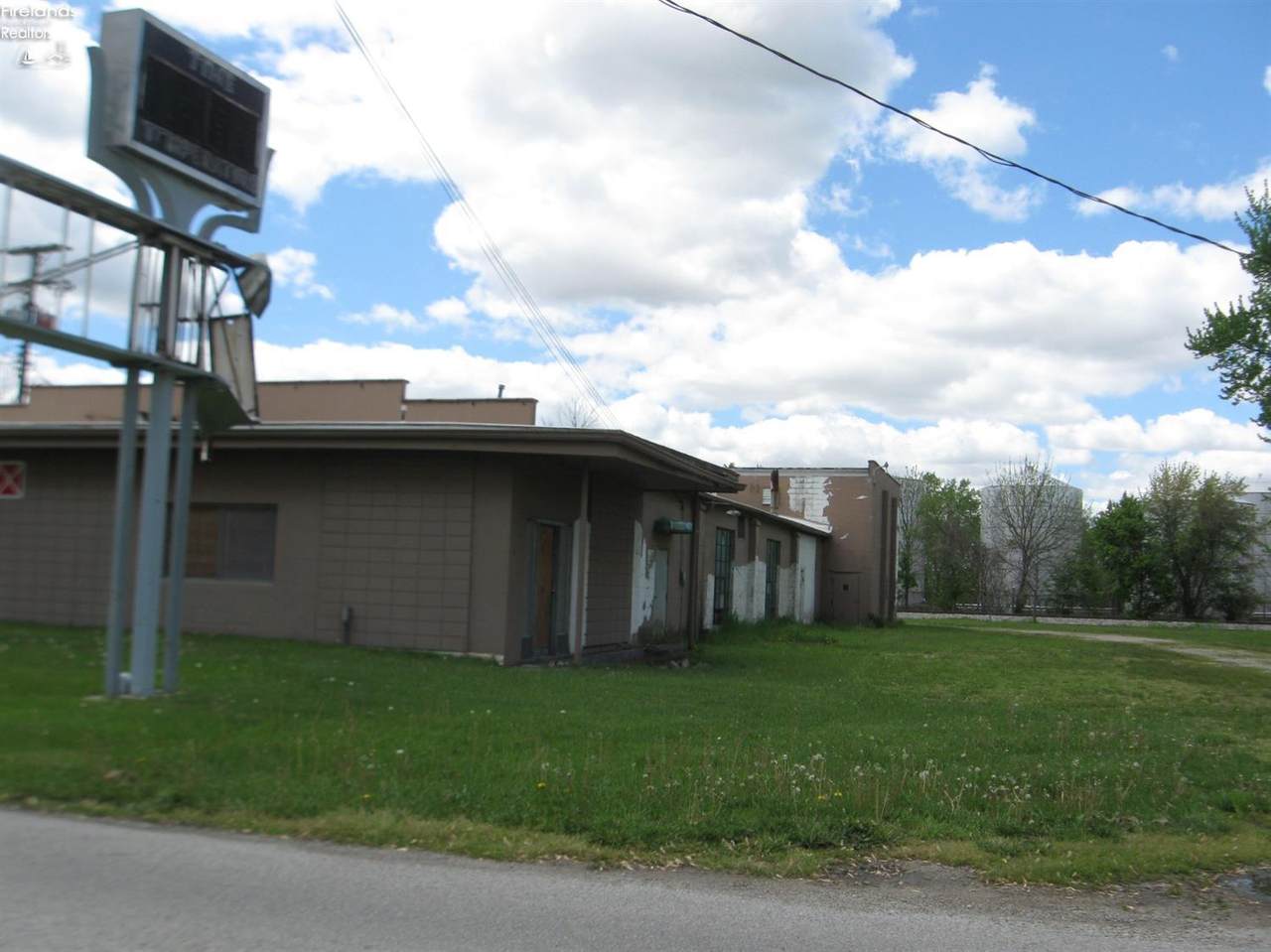 1020 Fifth Street - Photo 1
