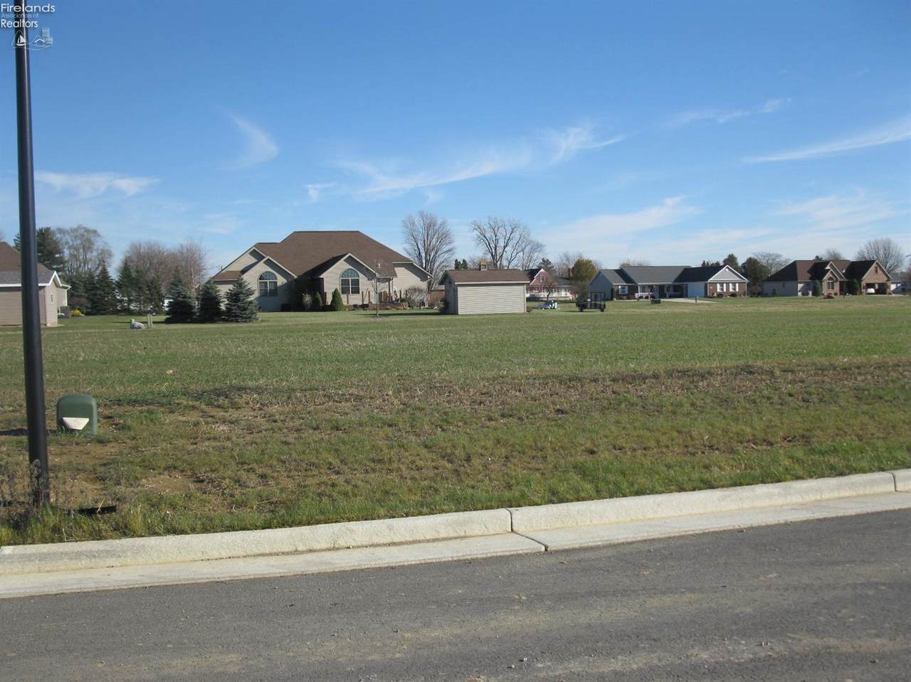 86 Autumn Ave. - Photo 1