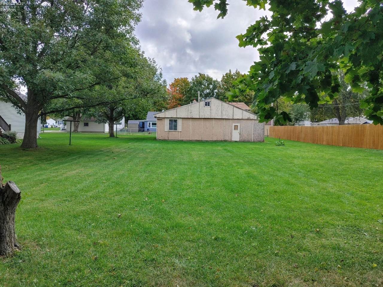 515 6th Street - Photo 1