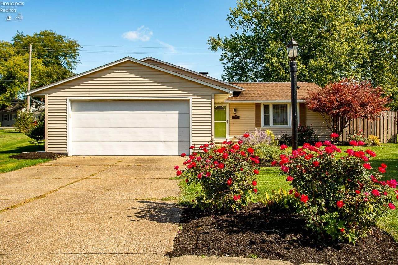 303 Concord Court - Photo 1