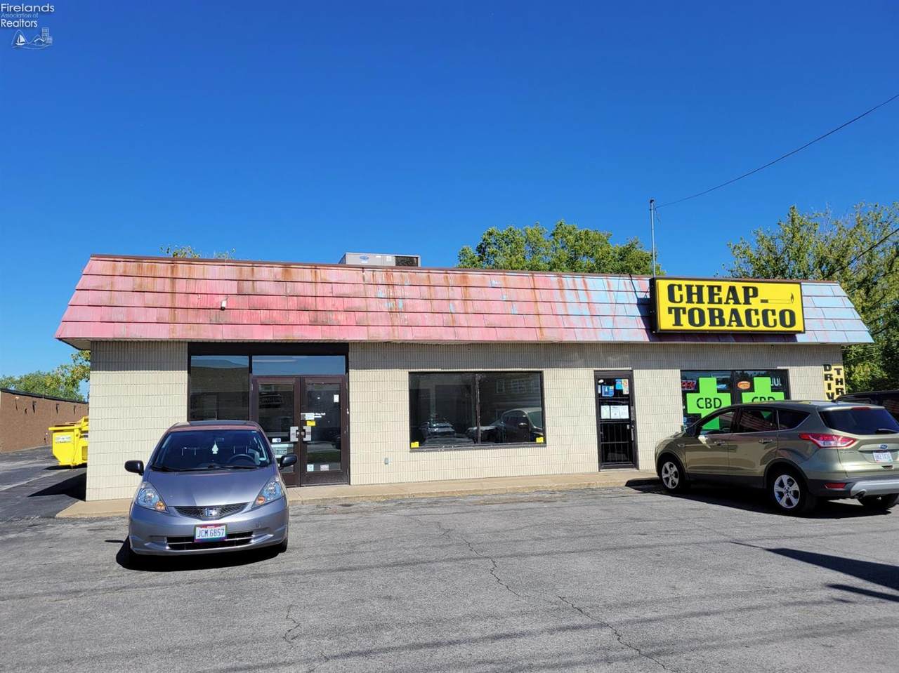 221 Perkins Avenue - Photo 1