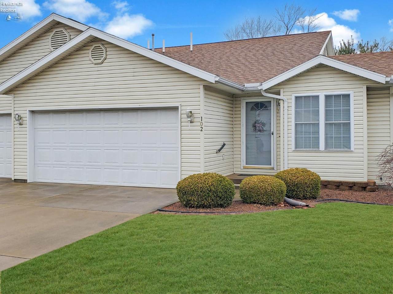 102 Grand Avenue - Photo 1