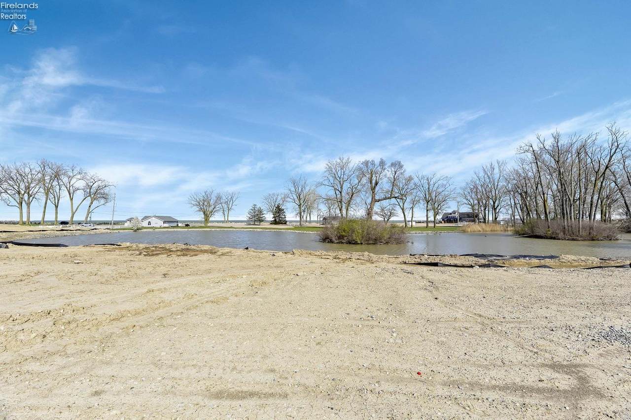 10850 Bayshore Road Cardinal Boulevard - Photo 1