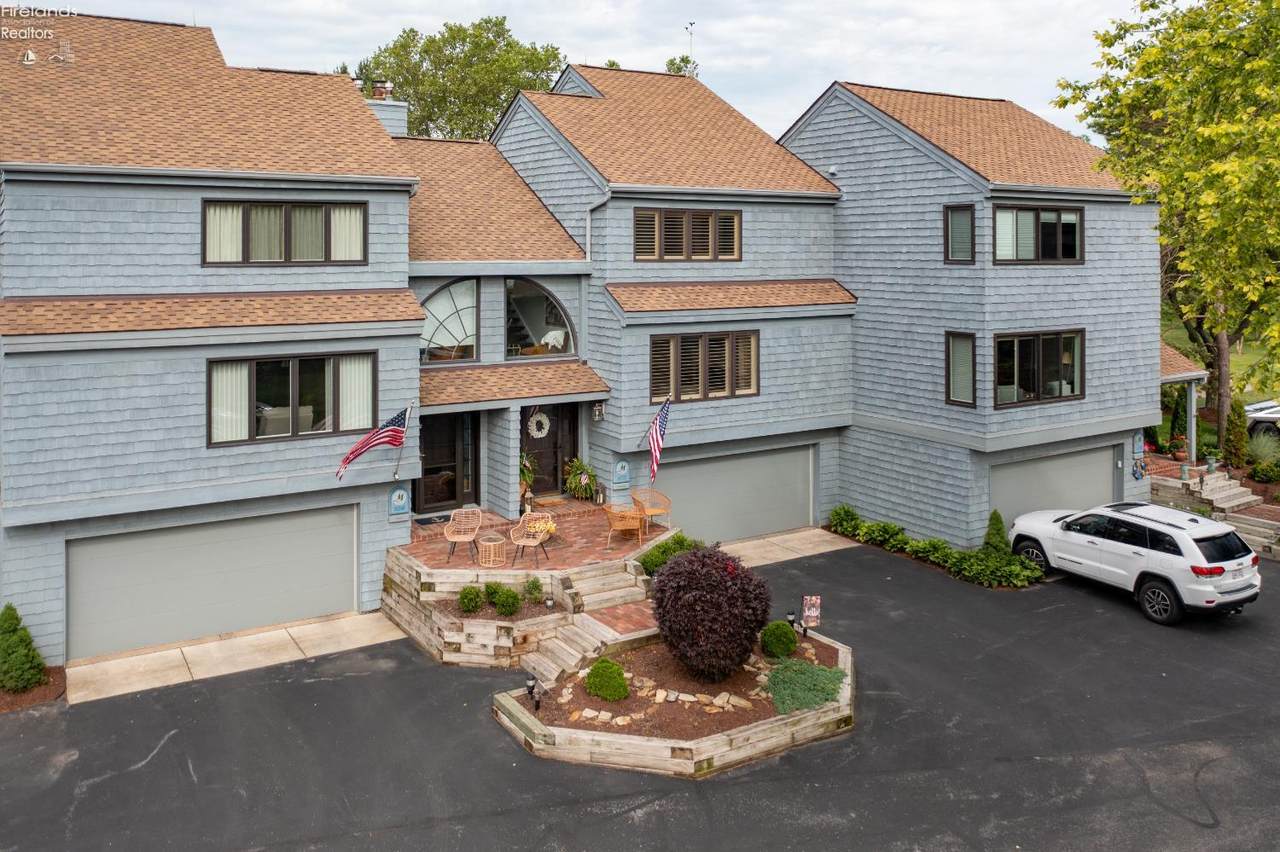 527 Mariner - Photo 1