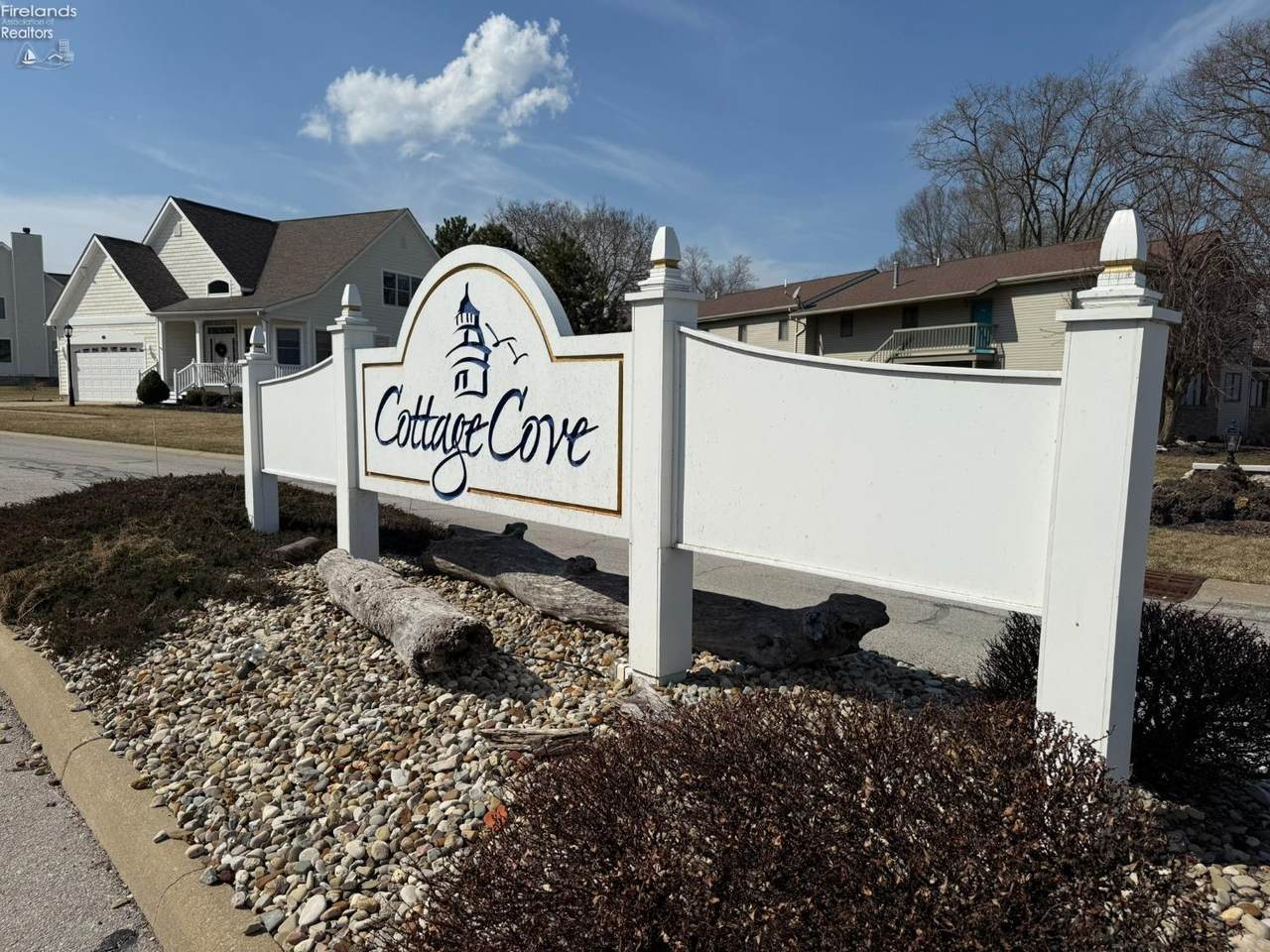 157 Cottage Cove Drive - Photo 1