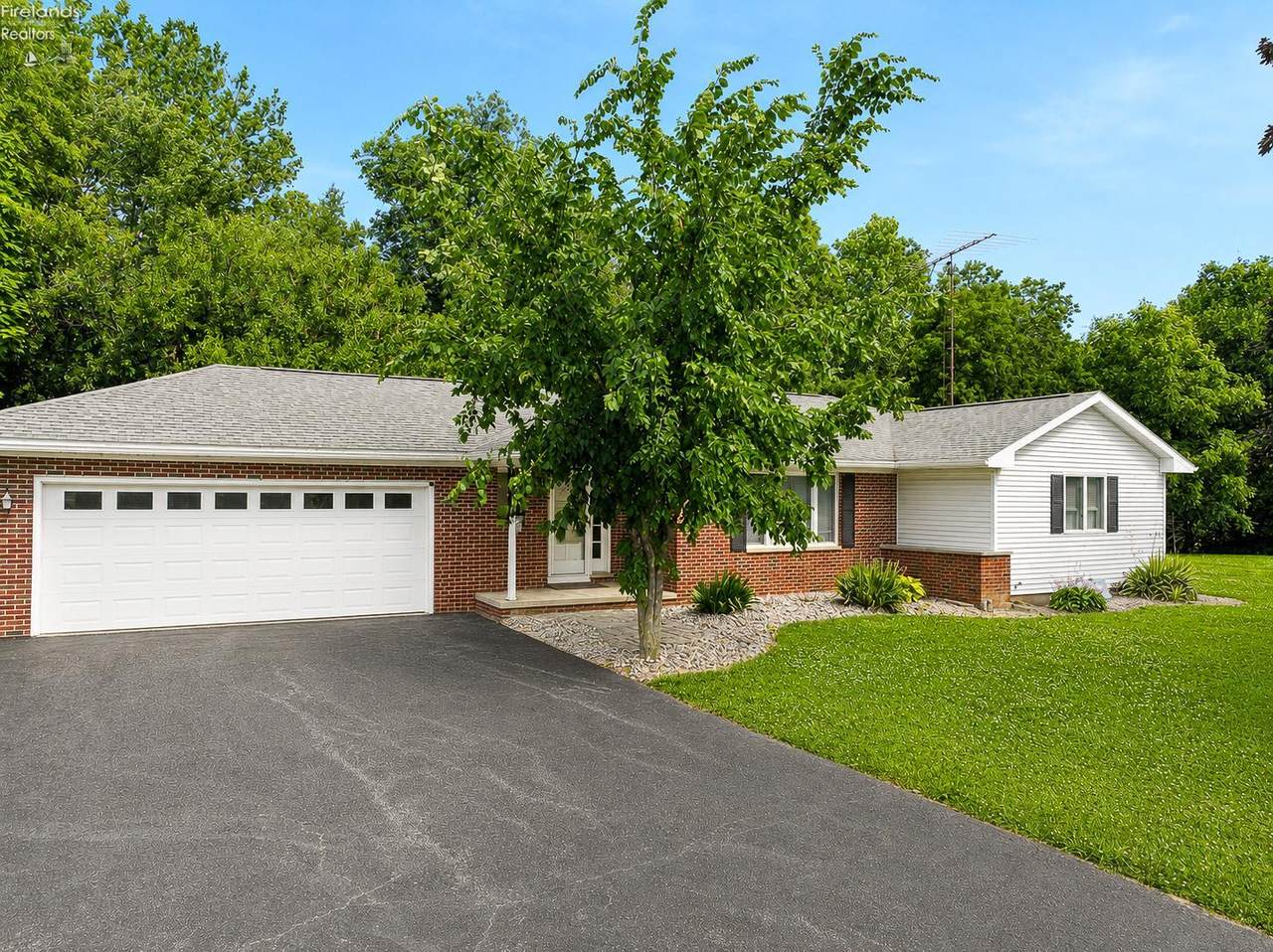 3940 County Road 198 - Photo 1