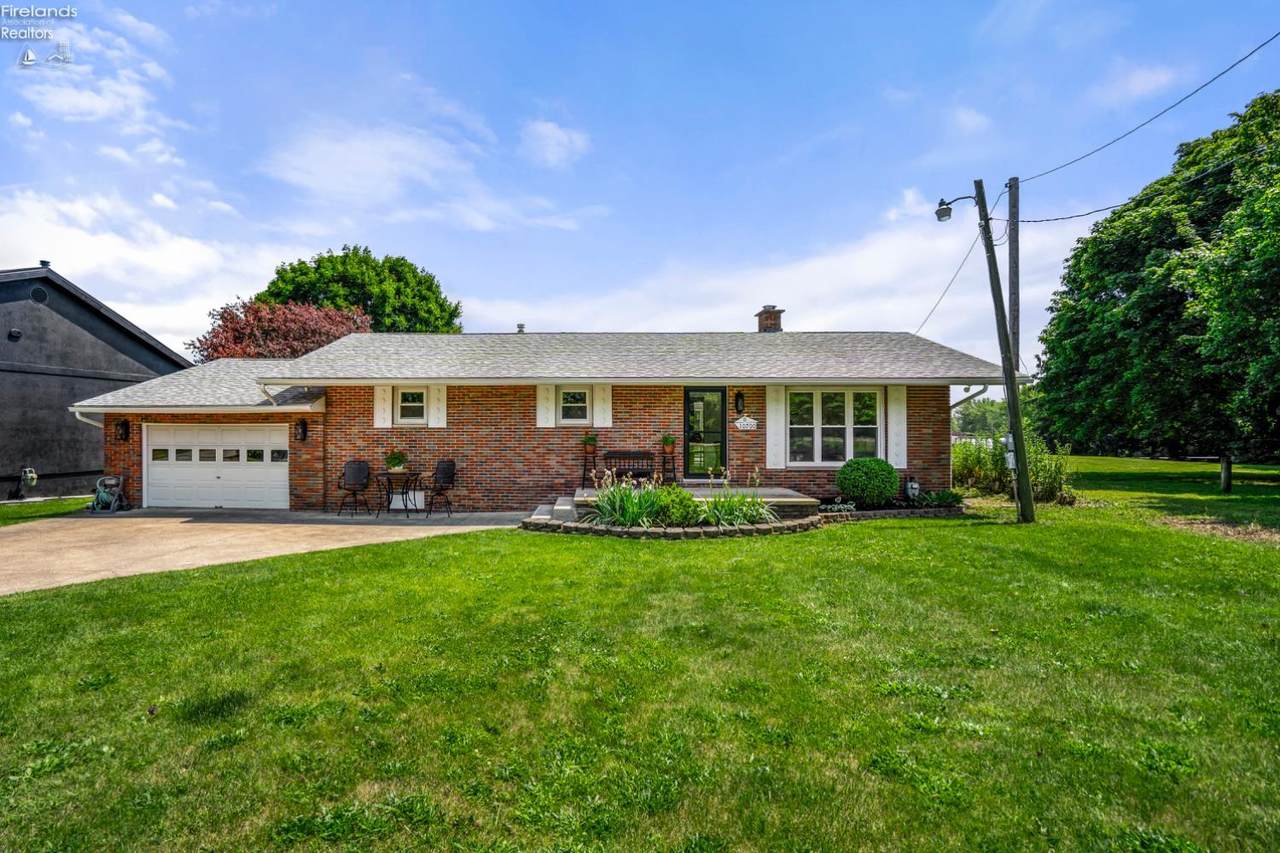 10700 Bayshore Road - Photo 1